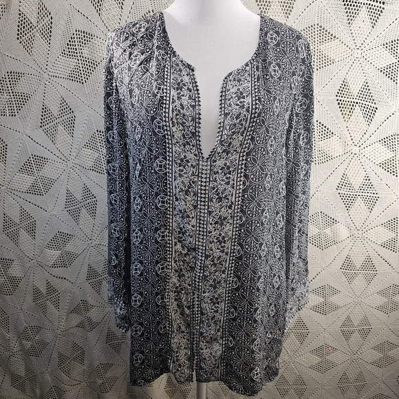 Chico's 100% Silk Gray Boho Sheer Top Chico's size 1 Medium - Picture 1 of 10